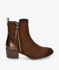 Botines Amarpies 29504 en marrón