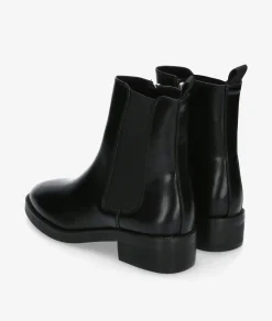 Botines CORINA M5855 en negro