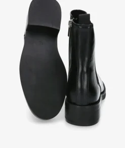 Botines CORINA M5855 en negro