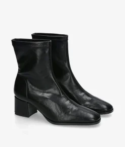 Botines pabloochoa.shoes 78330 en negro