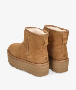 Botines UGG CLASSIC MINI PLATFORM en cuero