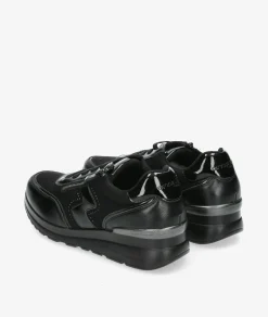 Deportivos Amarpies 27002 en negro