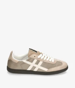 Deportivos CORINA M5520 en beige
