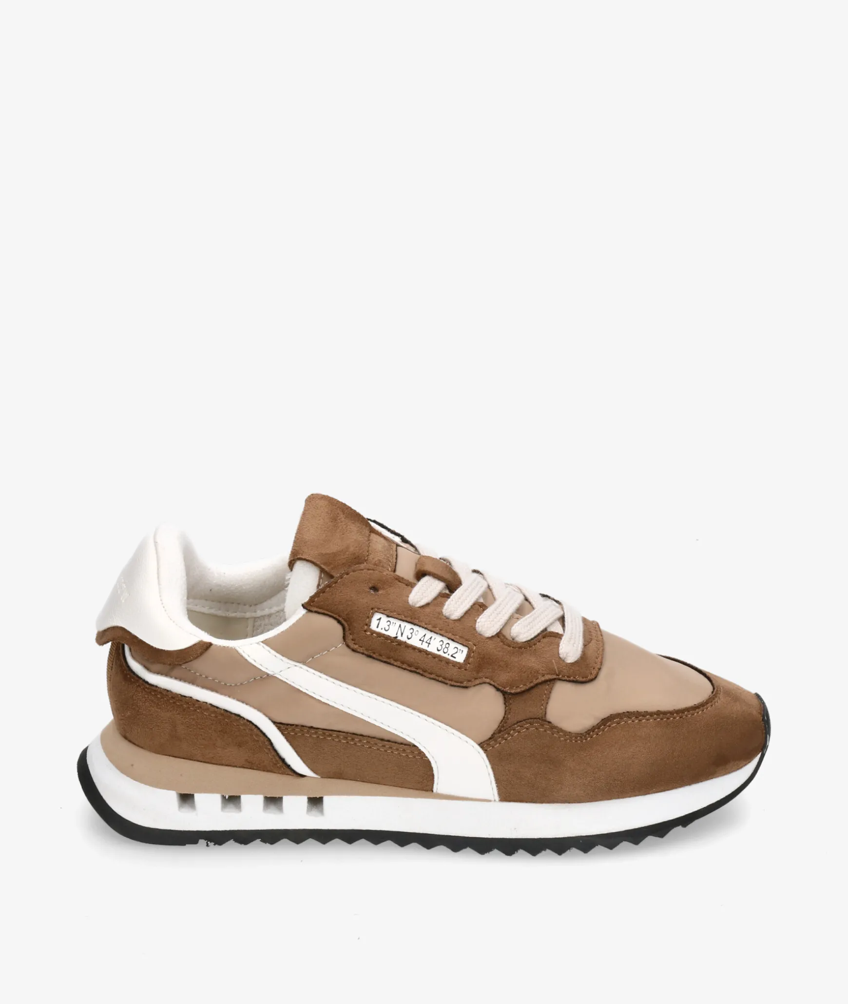 Deportivos CORINA M5580 en beige