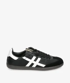 Deportivos CORINA M4505 en negro