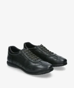 Deportivos Traveris 24102 en negro