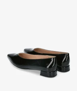Salones bloom&you DAFNE en charol negro