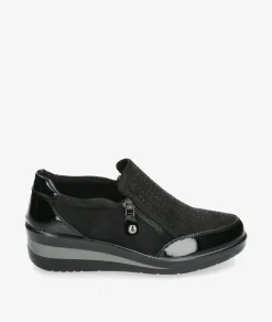 Zapatos confort Amarpies 29385 en negro